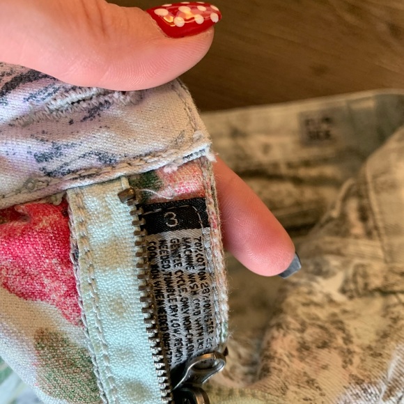 Flip Side Reversible Floral & Snake Print Shorts - Picture 3 of 3